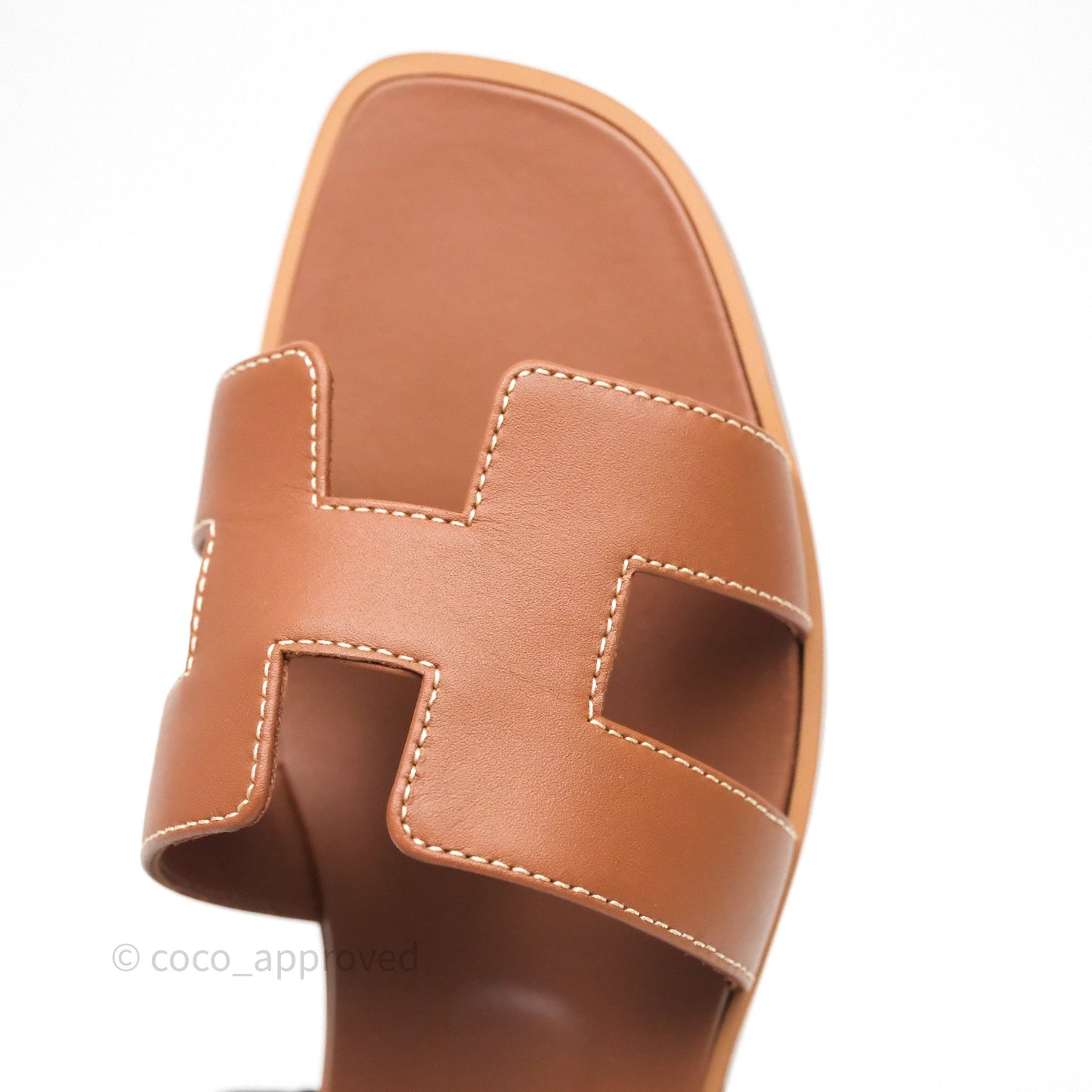 Hermès Oran Sandals in Gold Size 37