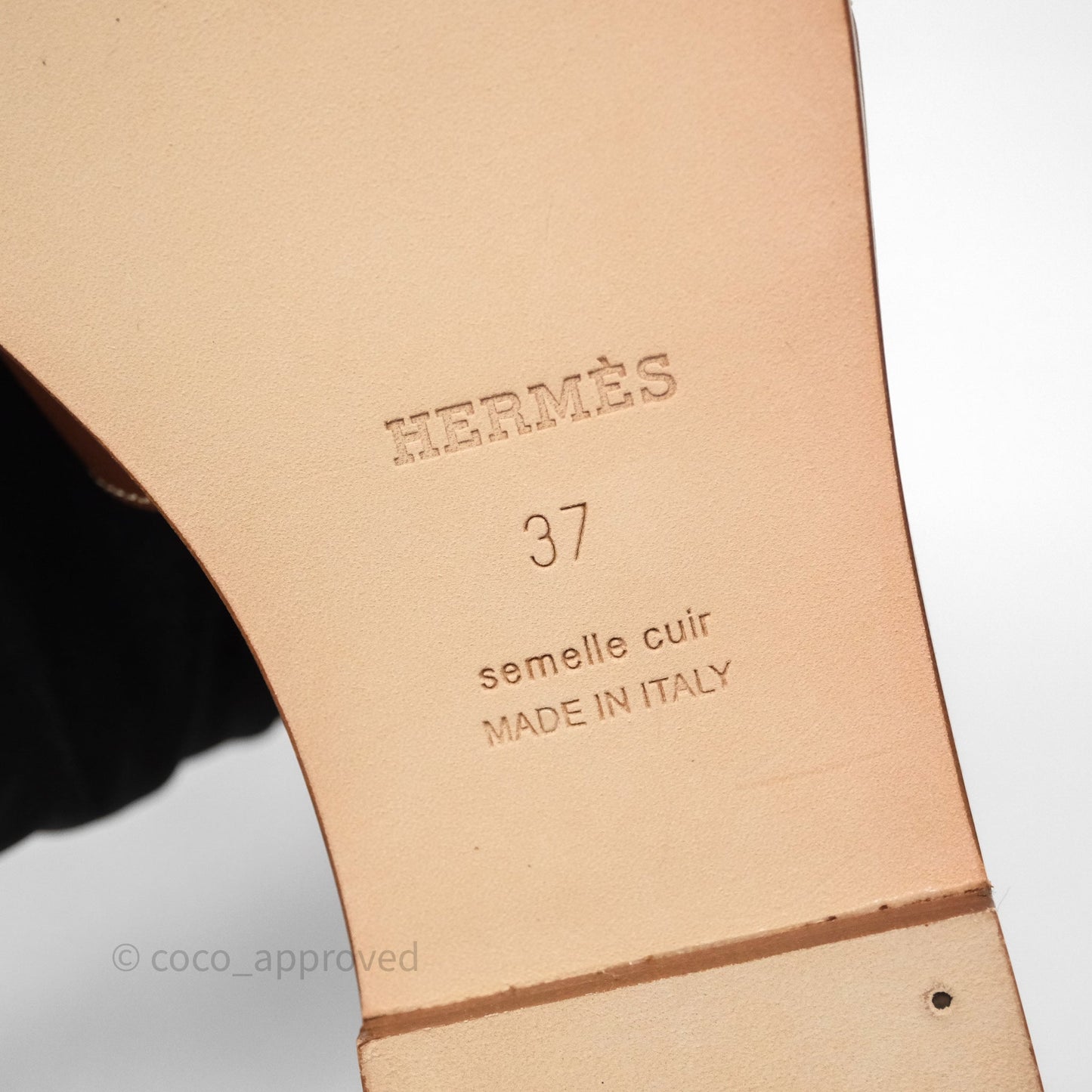 Hermès Oran Sandals in Gold Size 37