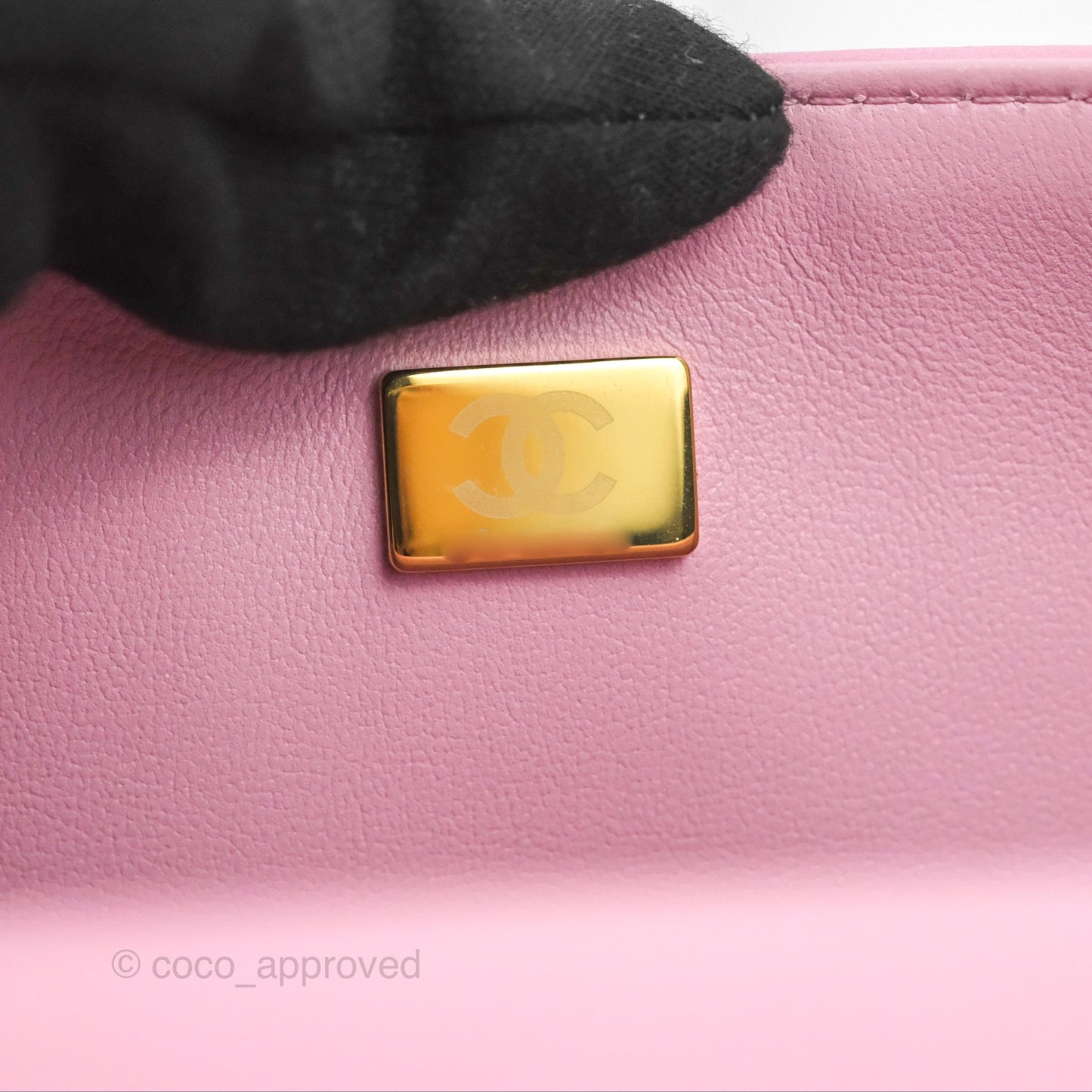 Chanel Chevron Medium Boy Pink Calfskin Gold Hardware