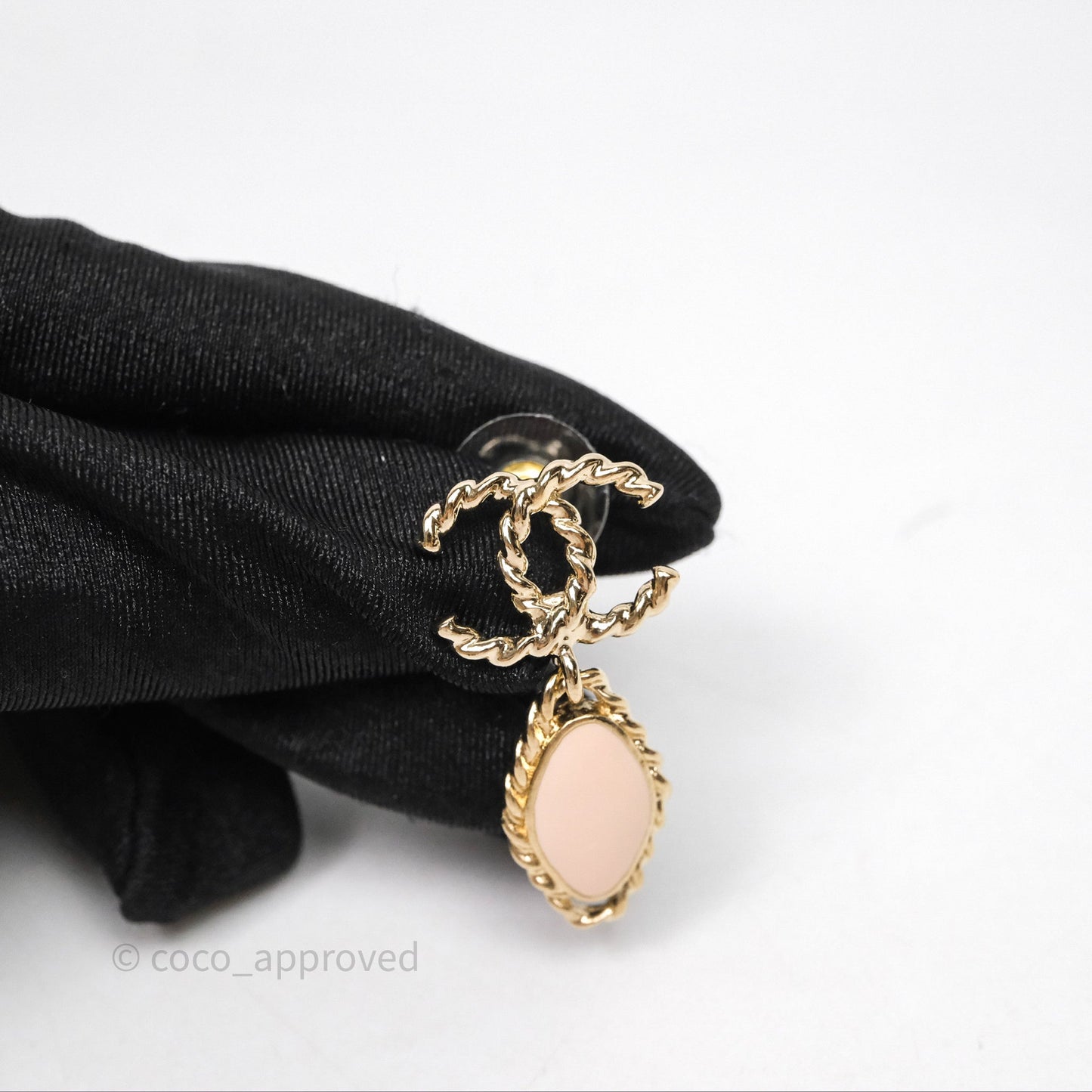 Chanel CC Drop Beige Pink Enamel Earrings Gold Tone 24P