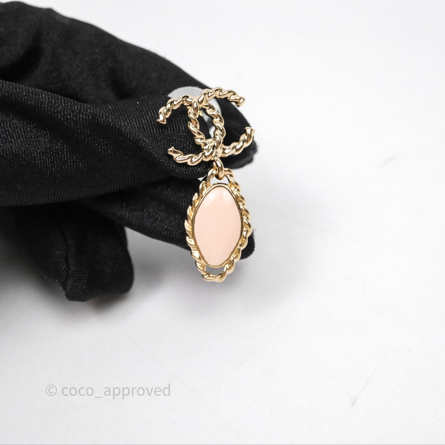 Chanel CC Drop Beige Pink Enamel Earrings Gold Tone 24P