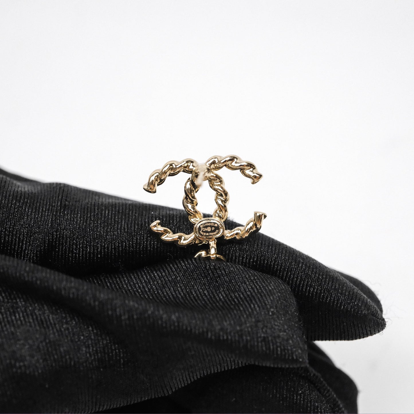 Chanel CC Drop Beige Pink Enamel Earrings Gold Tone 24P