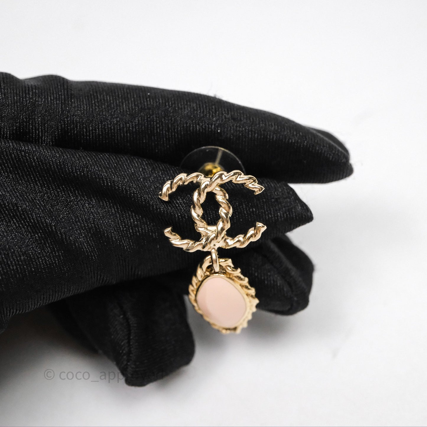 Chanel CC Drop Beige Pink Enamel Earrings Gold Tone 24P