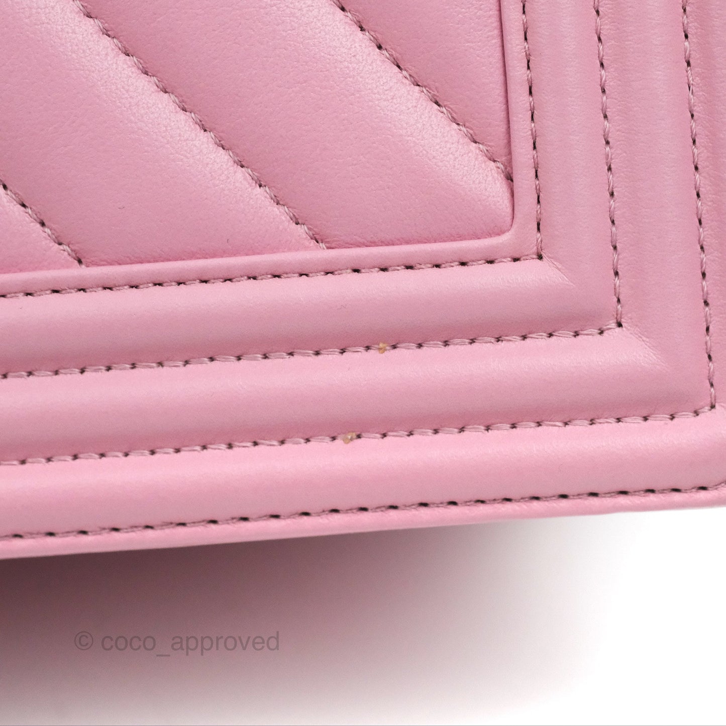 Chanel Chevron Medium Boy Pink Calfskin Gold Hardware
