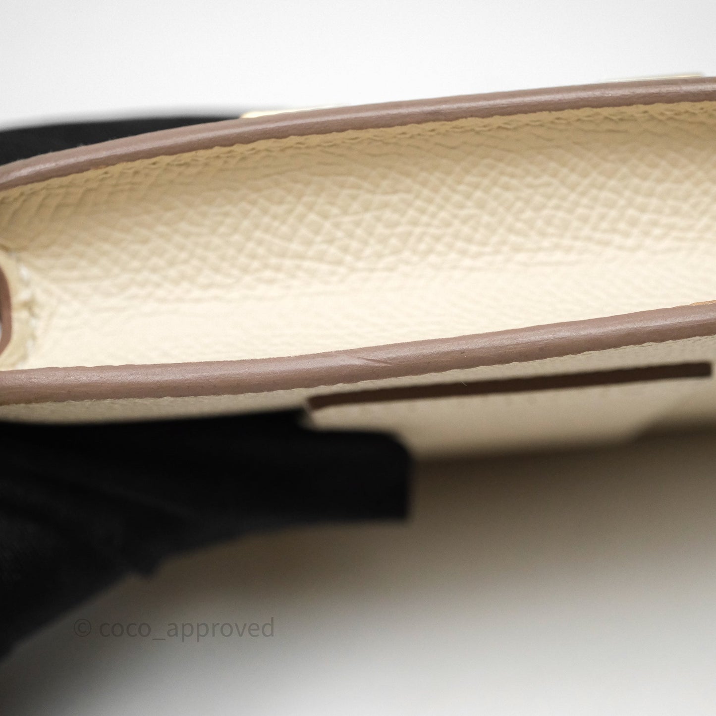 Hermès Constance Slim Wallet Craie 10 Gold Hardware