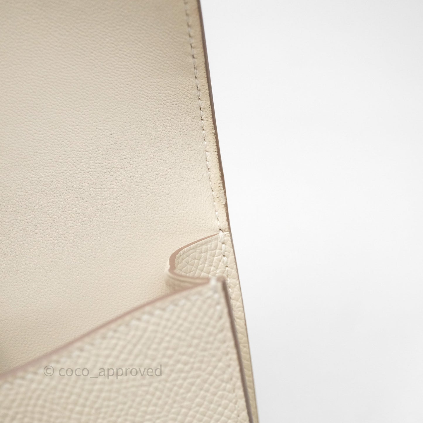 Hermès Constance Slim Wallet Craie 10 Gold Hardware