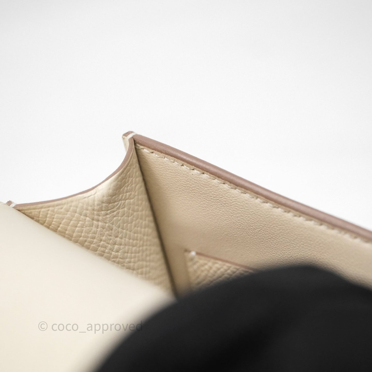 Hermès Constance Slim Wallet Craie 10 Gold Hardware