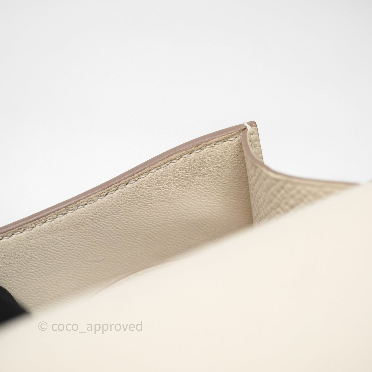 Hermès Constance Slim Wallet Craie 10 Gold Hardware