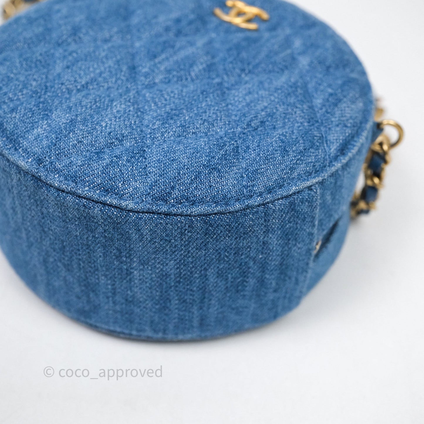 Chanel Quilted Pearl Crush Round Clutch With Chain Denim Aged Gold Hardware