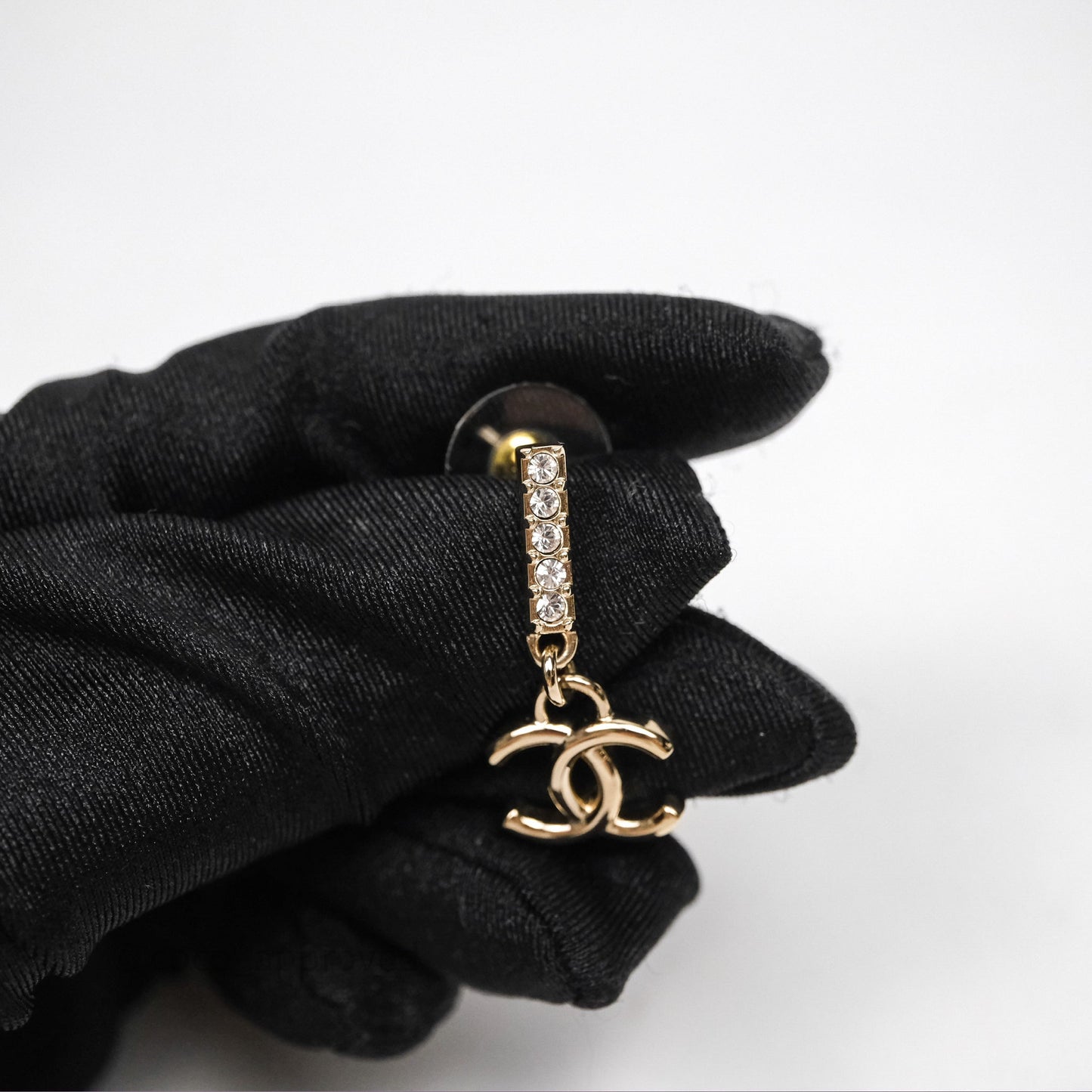 Chanel CC Crystals Drop Earrings Gold Tone 24V