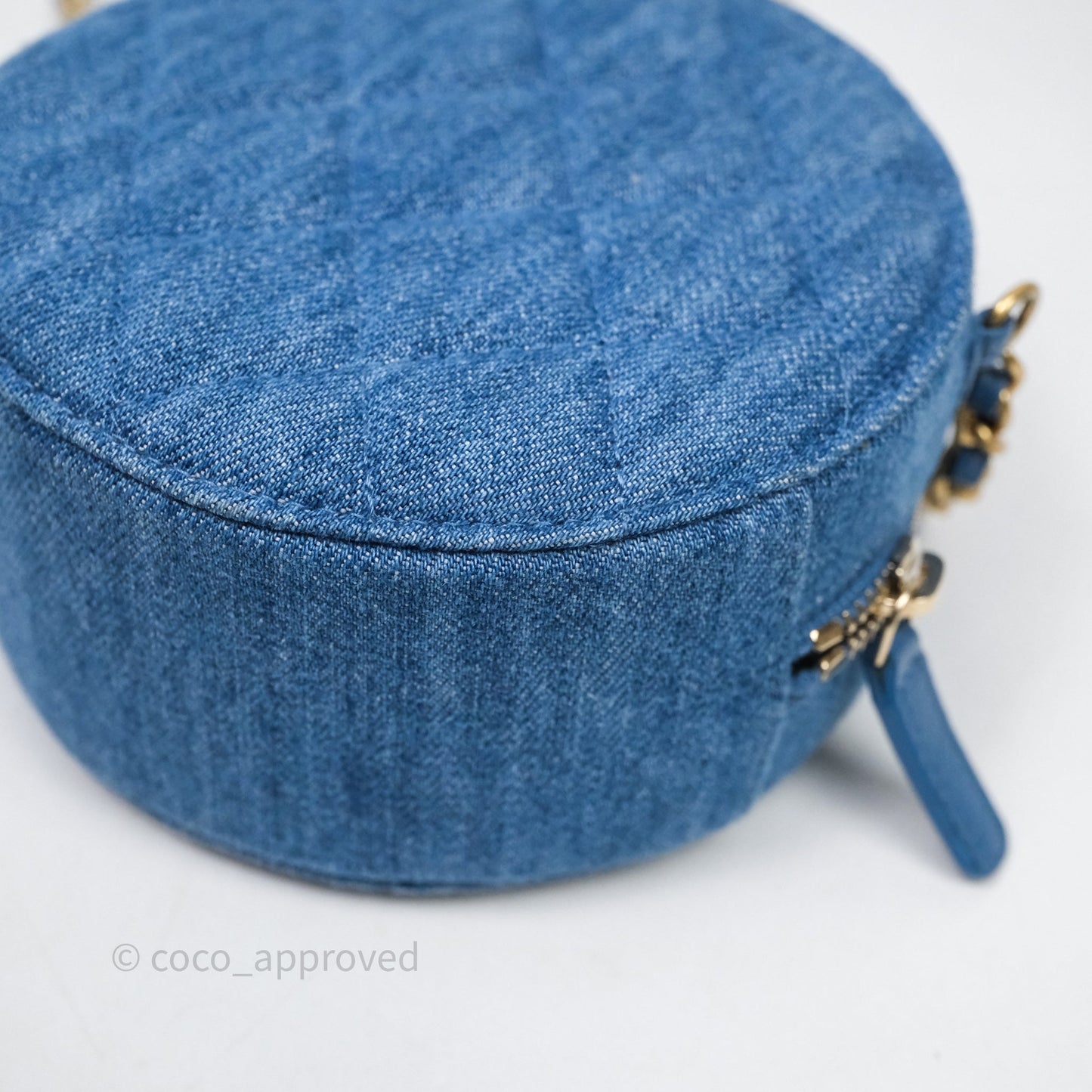 Chanel Quilted Pearl Crush Round Clutch With Chain Denim Aged Gold Hardware