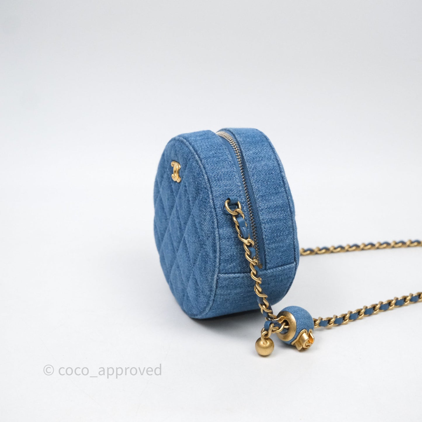 Chanel Quilted Pearl Crush Round Clutch With Chain Denim Aged Gold Hardware