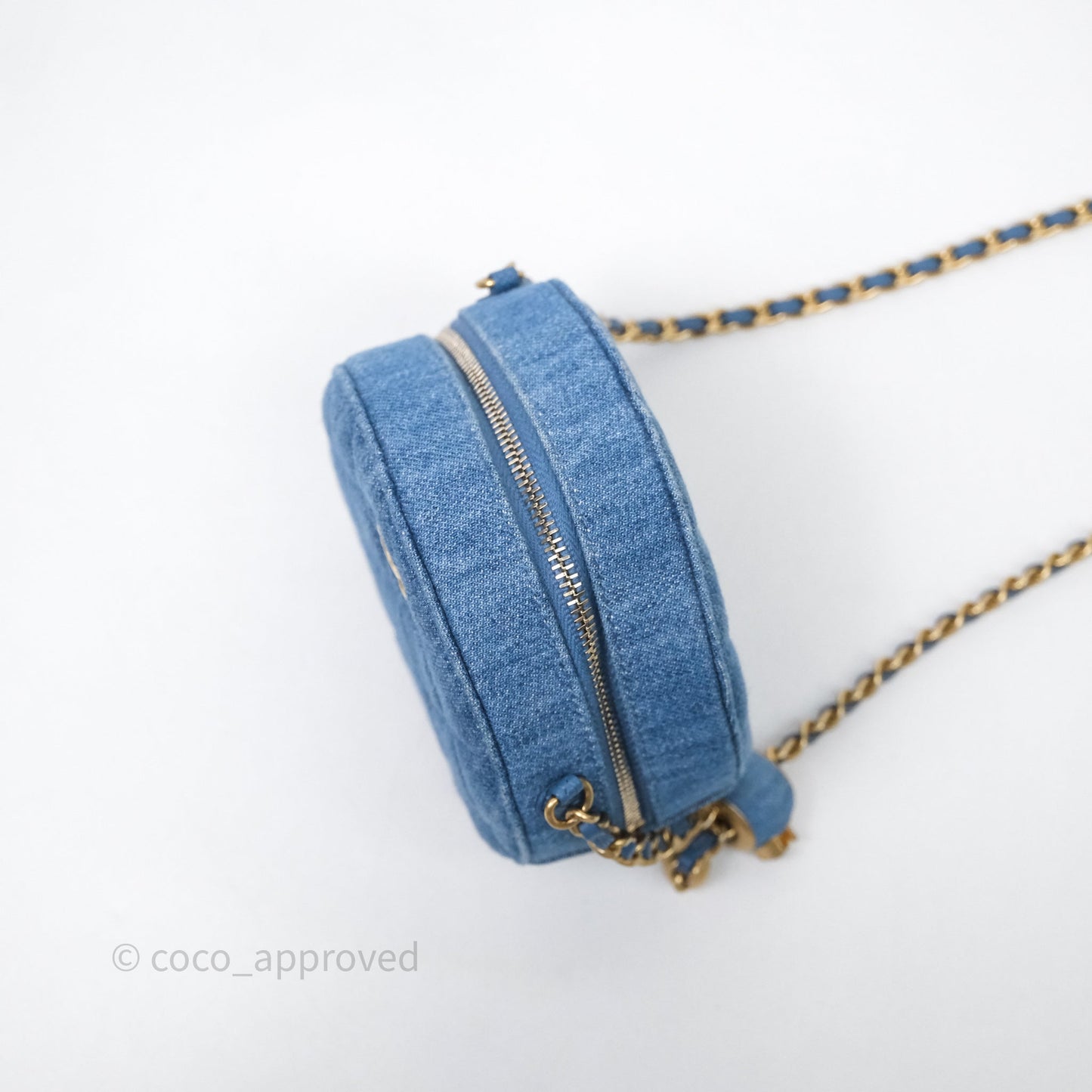 Chanel Quilted Pearl Crush Round Clutch With Chain Denim Aged Gold Hardware
