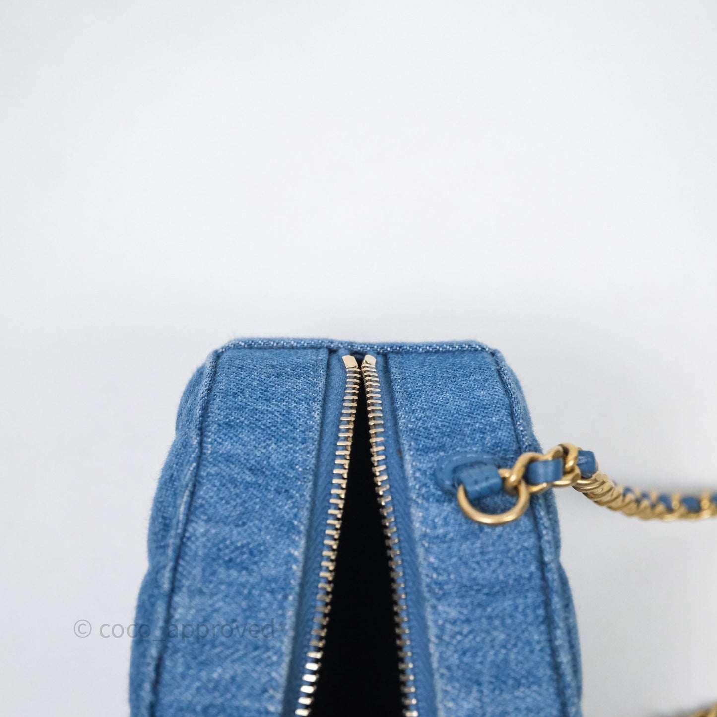 Chanel Quilted Pearl Crush Round Clutch With Chain Denim Aged Gold Hardware