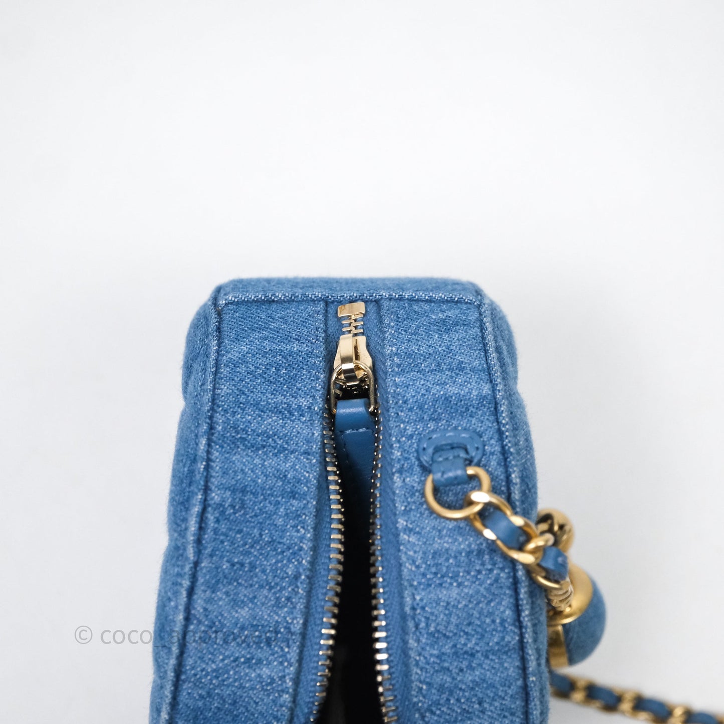 Chanel Quilted Pearl Crush Round Clutch With Chain Denim Aged Gold Hardware