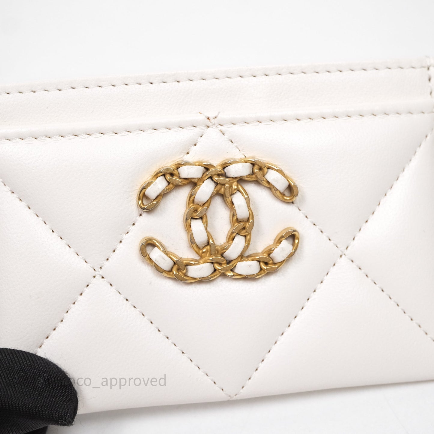 Chanel 19 Quilted Flat Card Holder White Lambskin