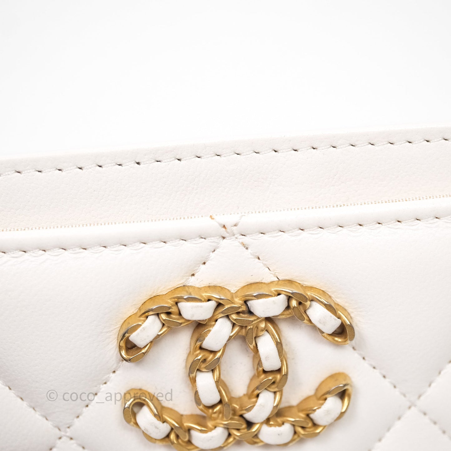 Chanel 19 Quilted Flat Card Holder White Lambskin