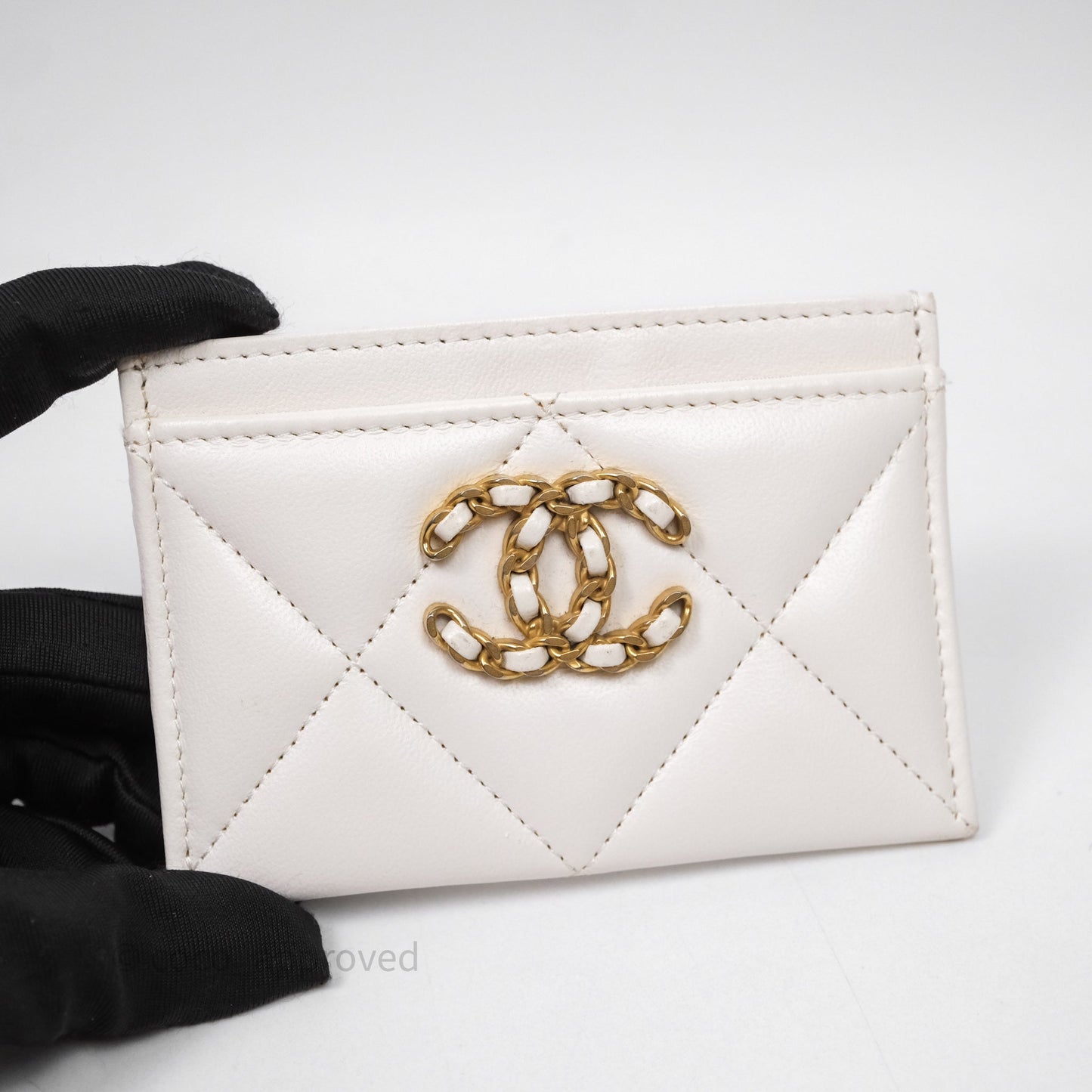 Chanel 19 Quilted Flat Card Holder White Lambskin