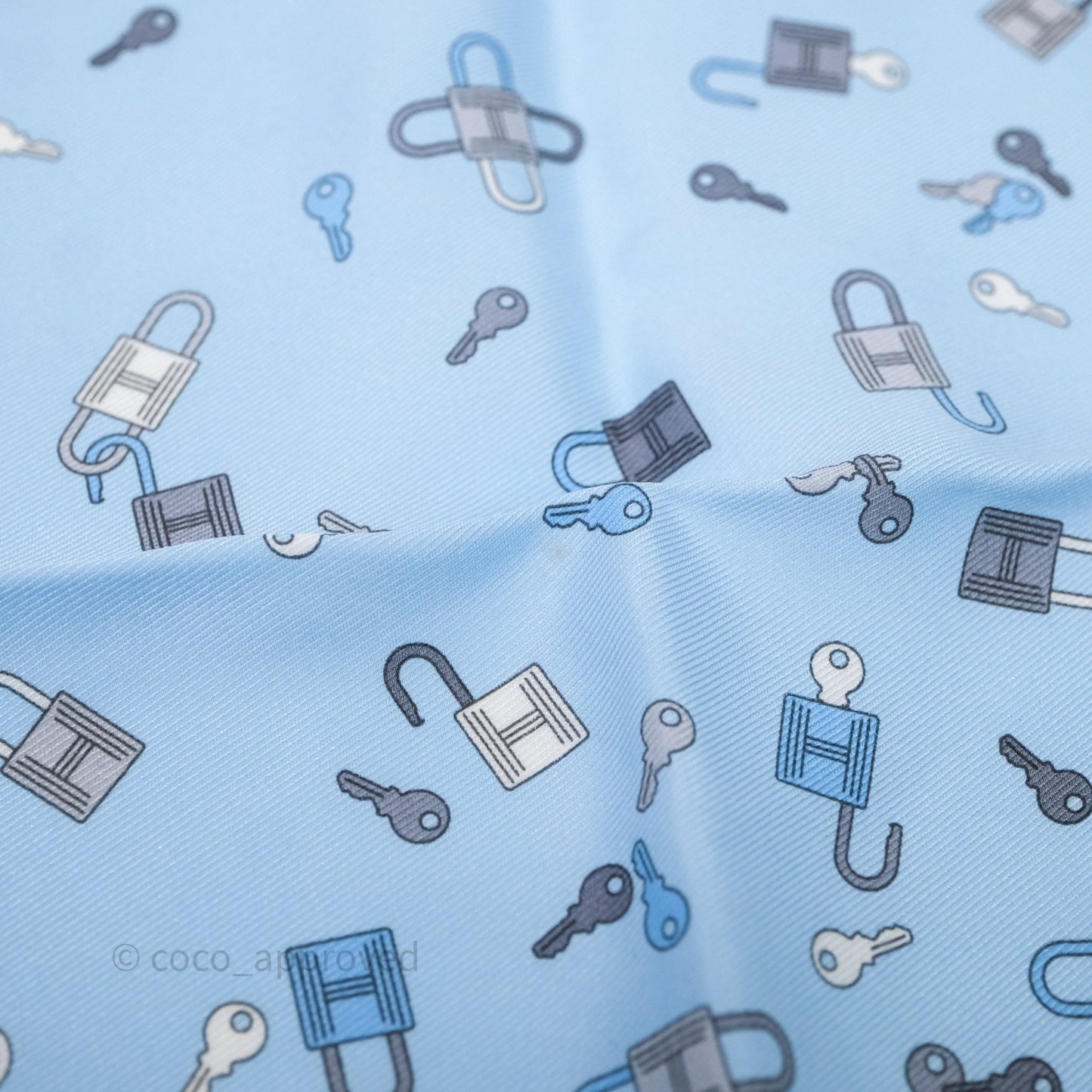 Hermes N'Oublie Pas Tes Cles Silk Scarf 45