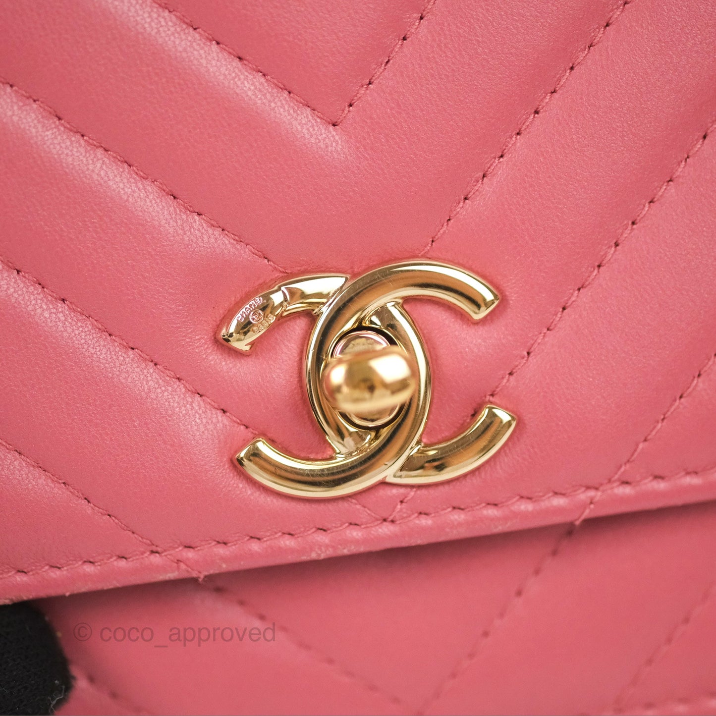Chanel Trendy CC WOC Chevron Pink Lambskin Gold Hardware