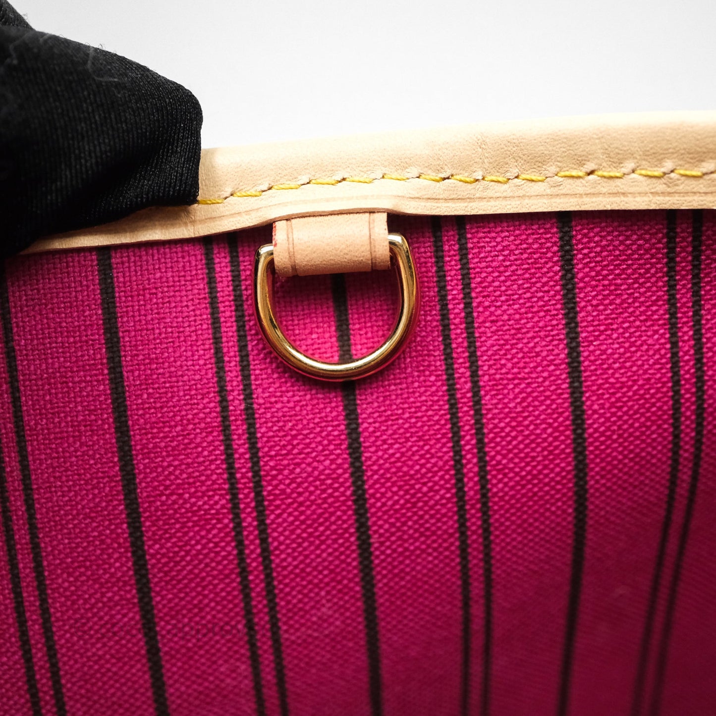 Louis Vuitton Neverfull PM Tote Bag Monogram Canvas Fuchsia