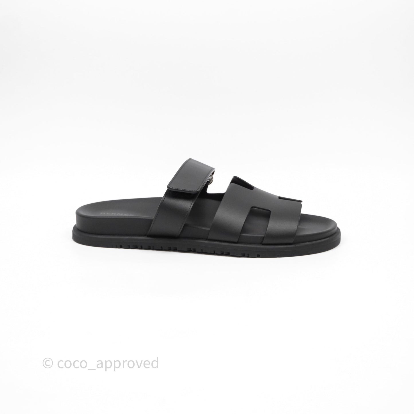 Hermès Chypre Sandal Calfskin Black Size 40