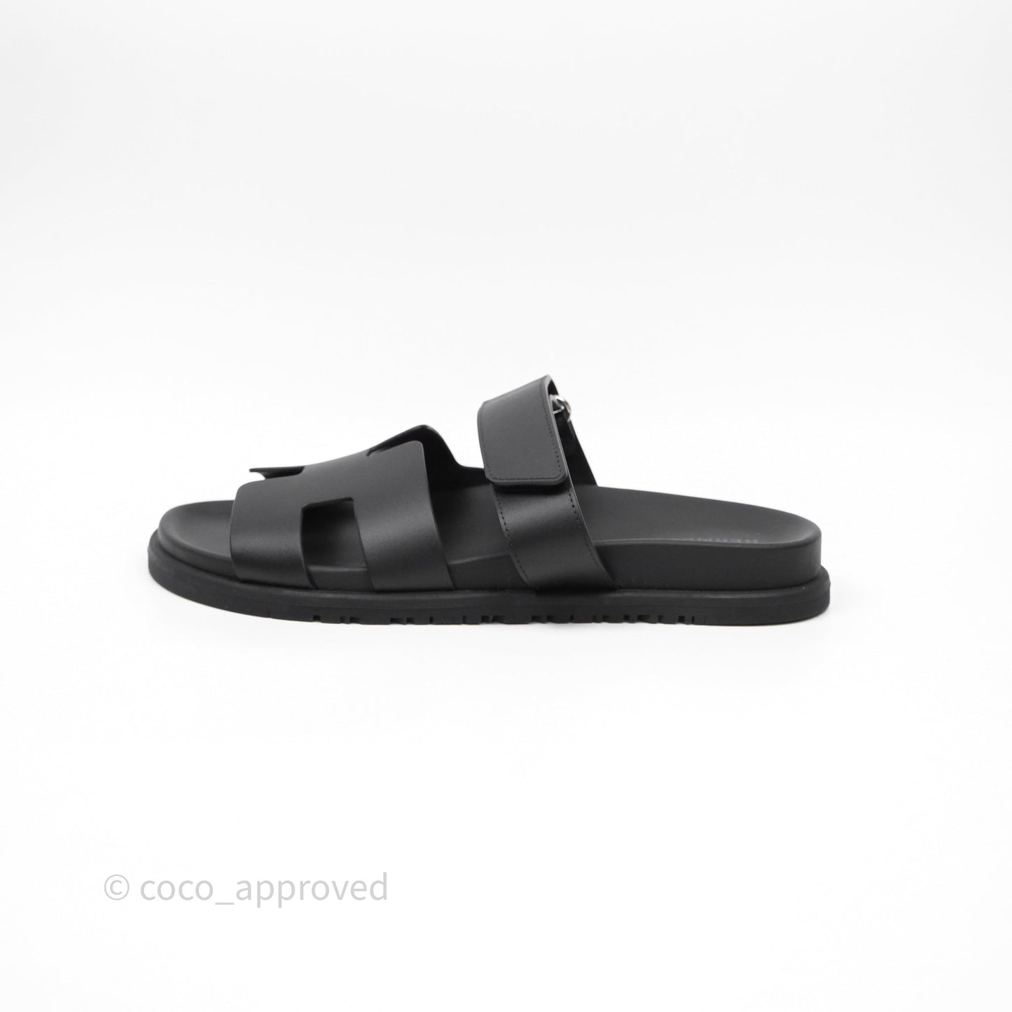 Hermès Chypre Sandal Calfskin Black Size 40