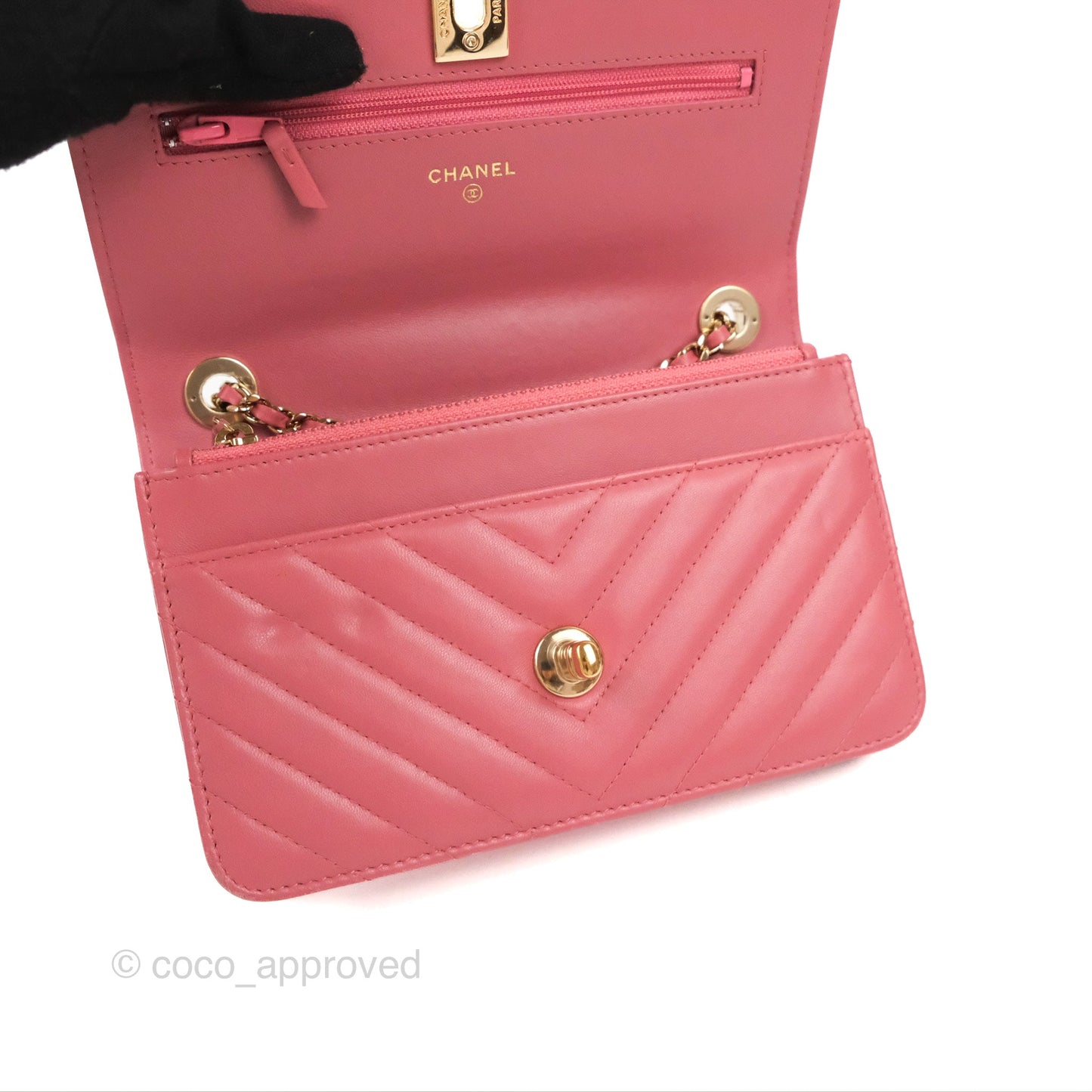 Chanel Trendy CC WOC Chevron Pink Lambskin Gold Hardware