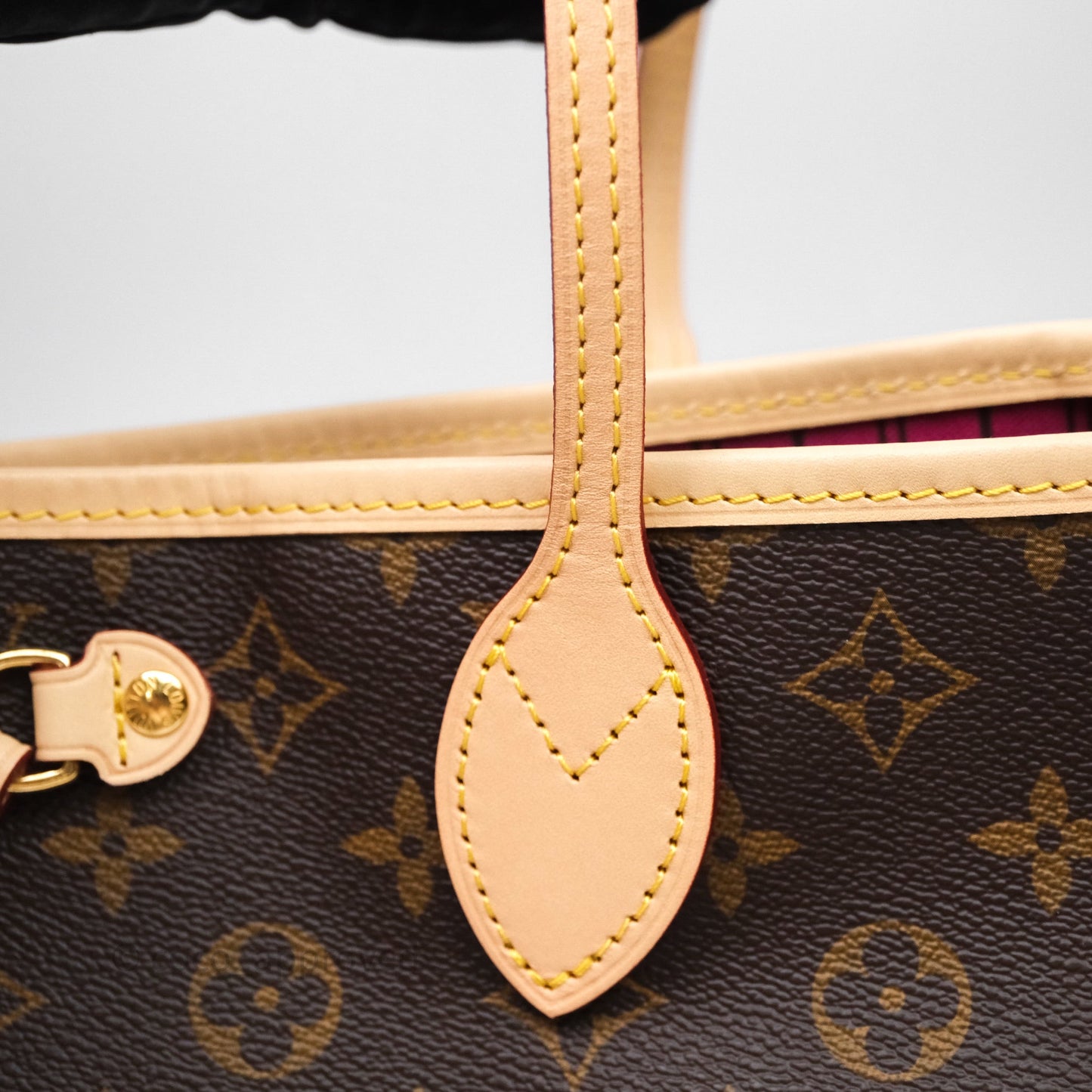 Louis Vuitton Neverfull PM Tote Bag Monogram Canvas Fuchsia