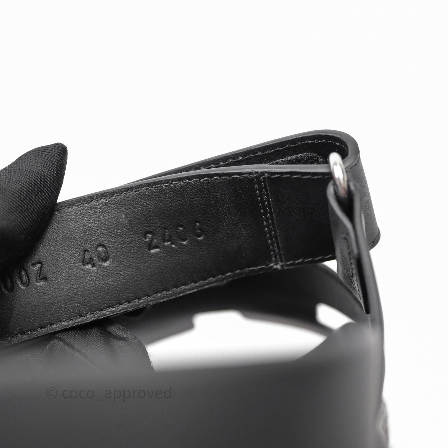 Hermès Chypre Sandal Calfskin Black Size 40