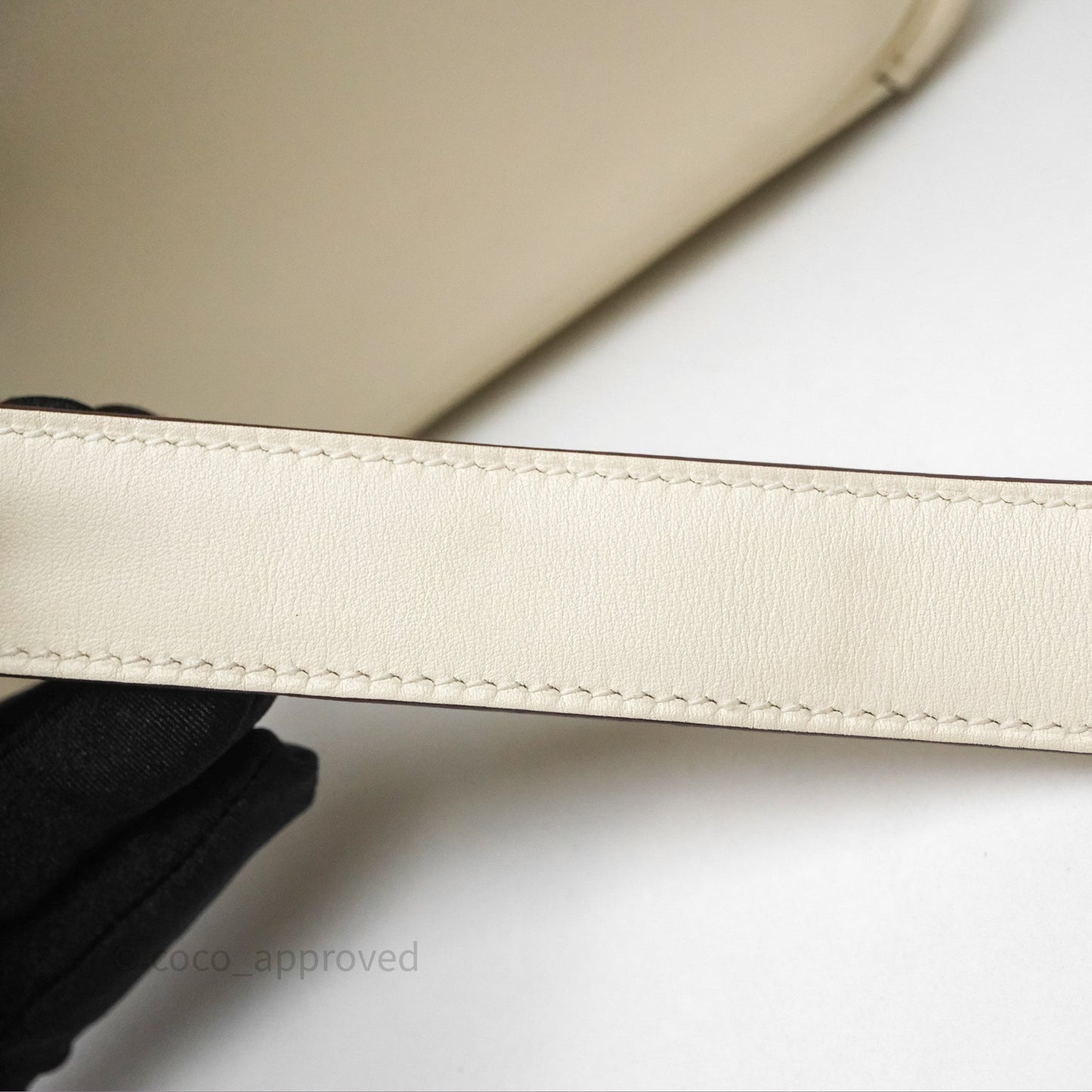 Hermes Mini Lindy Veau Swift Nata I2/ Sesame 2S Palladium Hardware
