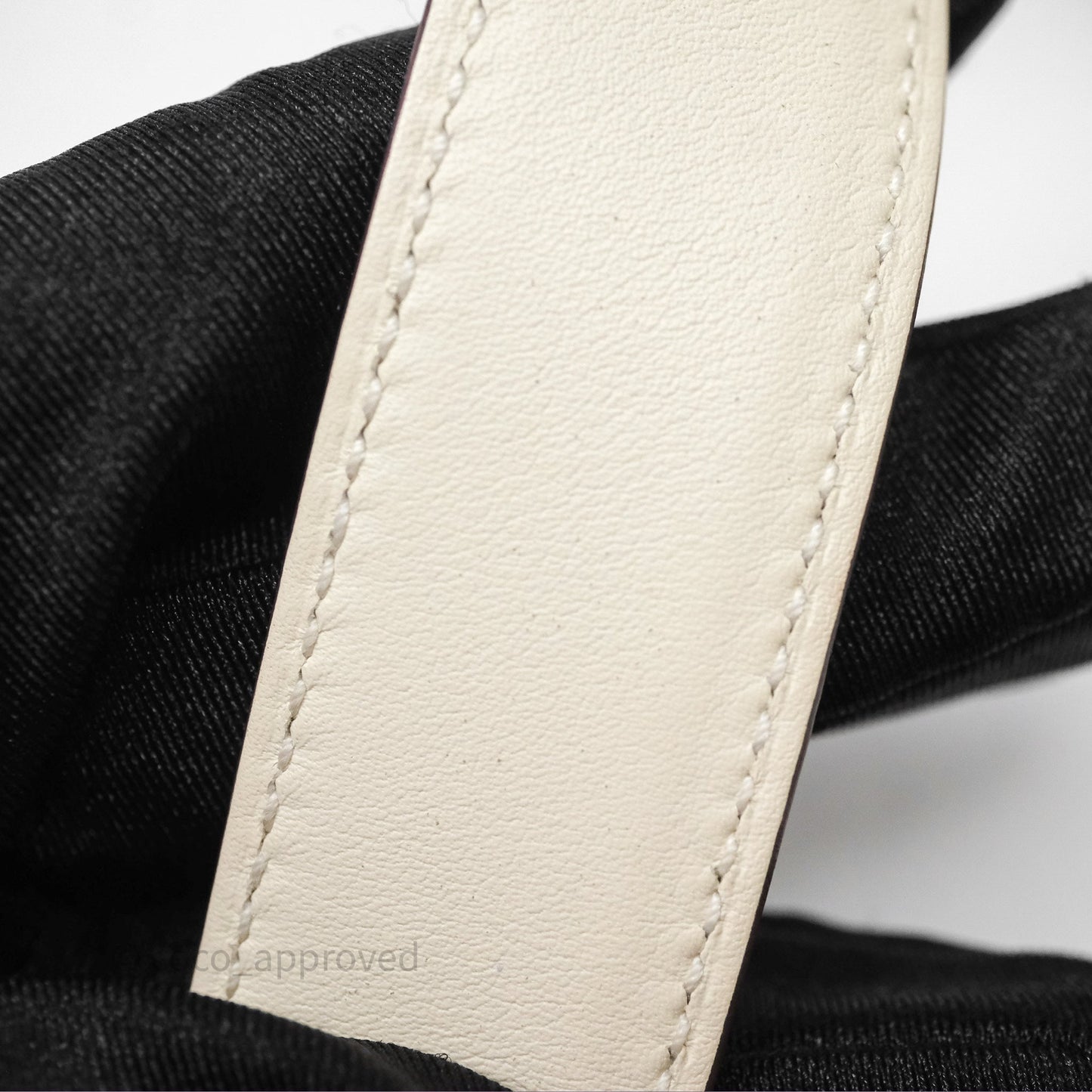 Hermes Mini Lindy Veau Swift Nata I2/ Sesame 2S Palladium Hardware