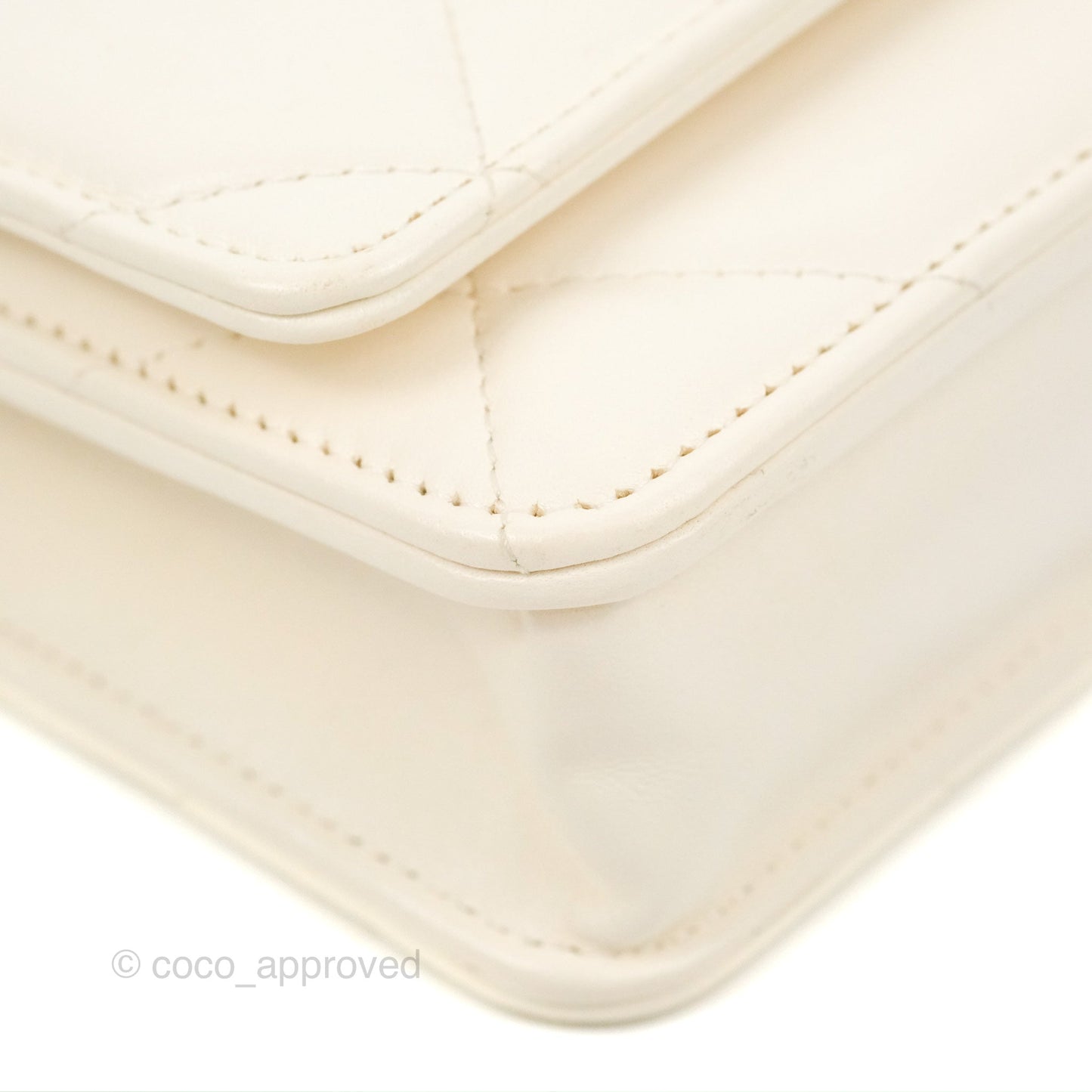 Chanel 19 Wallet on Chain WOC White Mixed Hardware