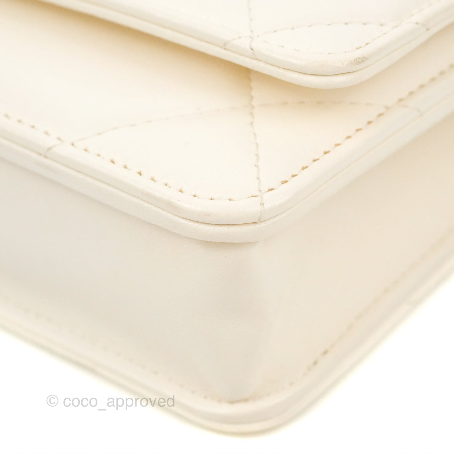 Chanel 19 Wallet on Chain WOC White Mixed Hardware