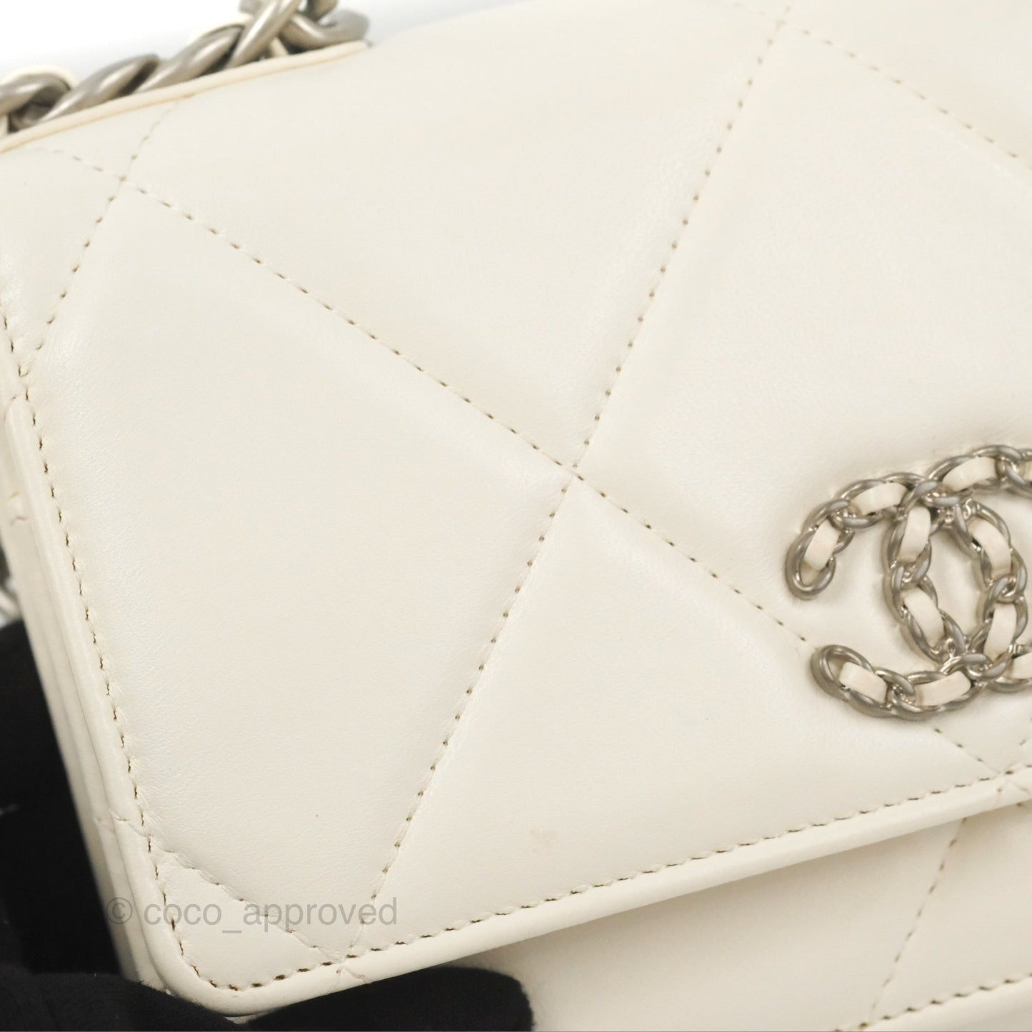 Chanel 19 Wallet on Chain WOC White Mixed Hardware