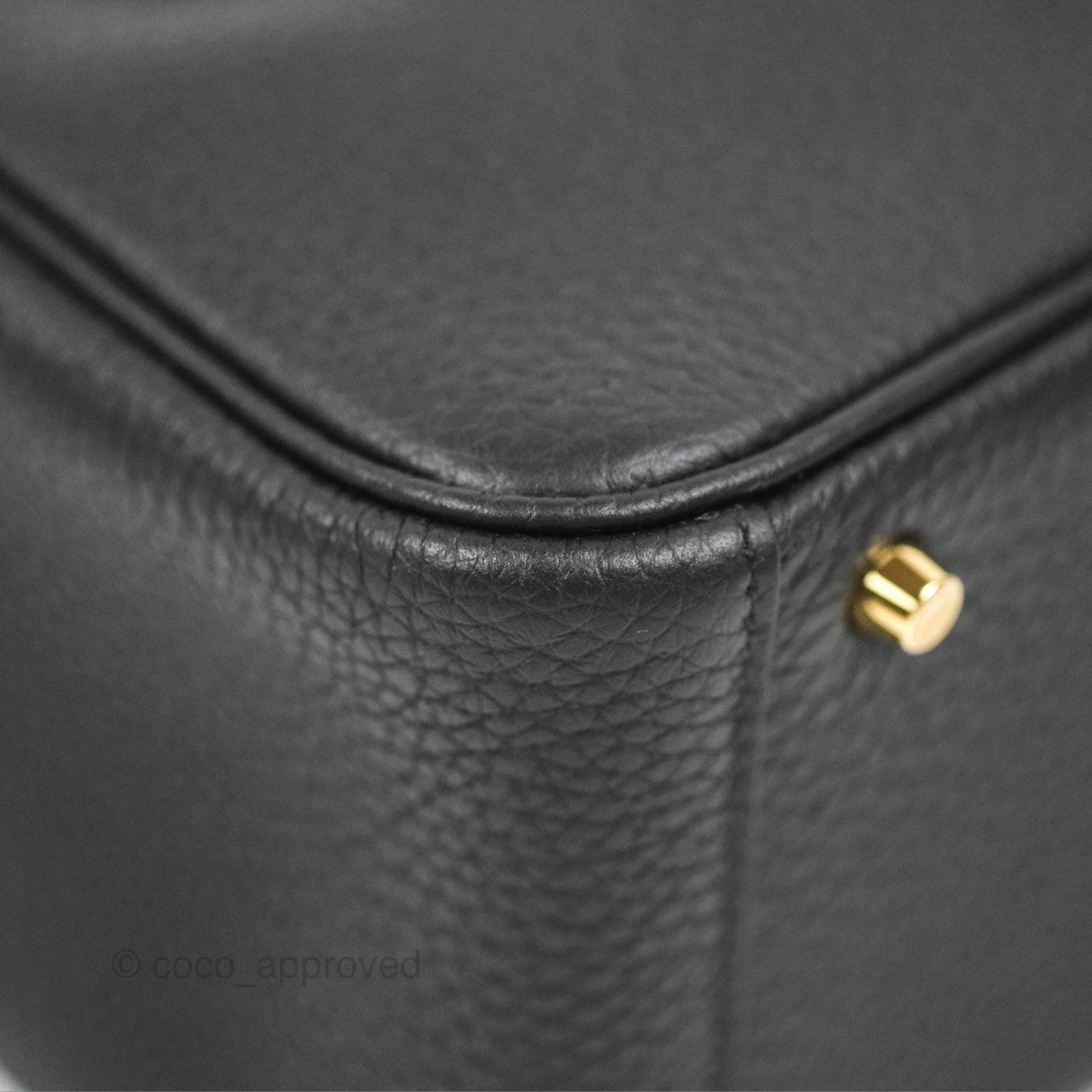 Hermès Mini Lindy 20 Black Clemence Gold Hardware