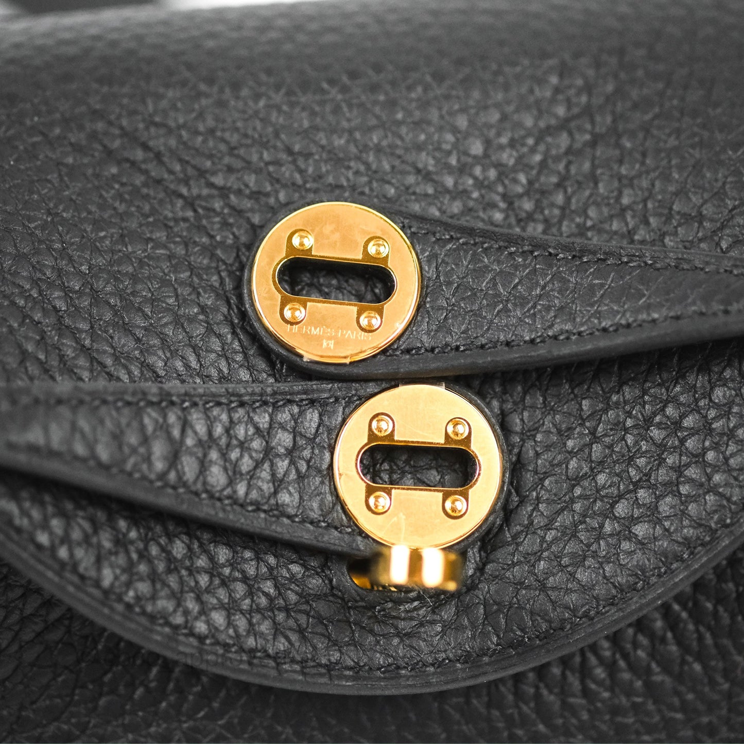 Hermès Mini Lindy 20 Black Clemence Gold Hardware
