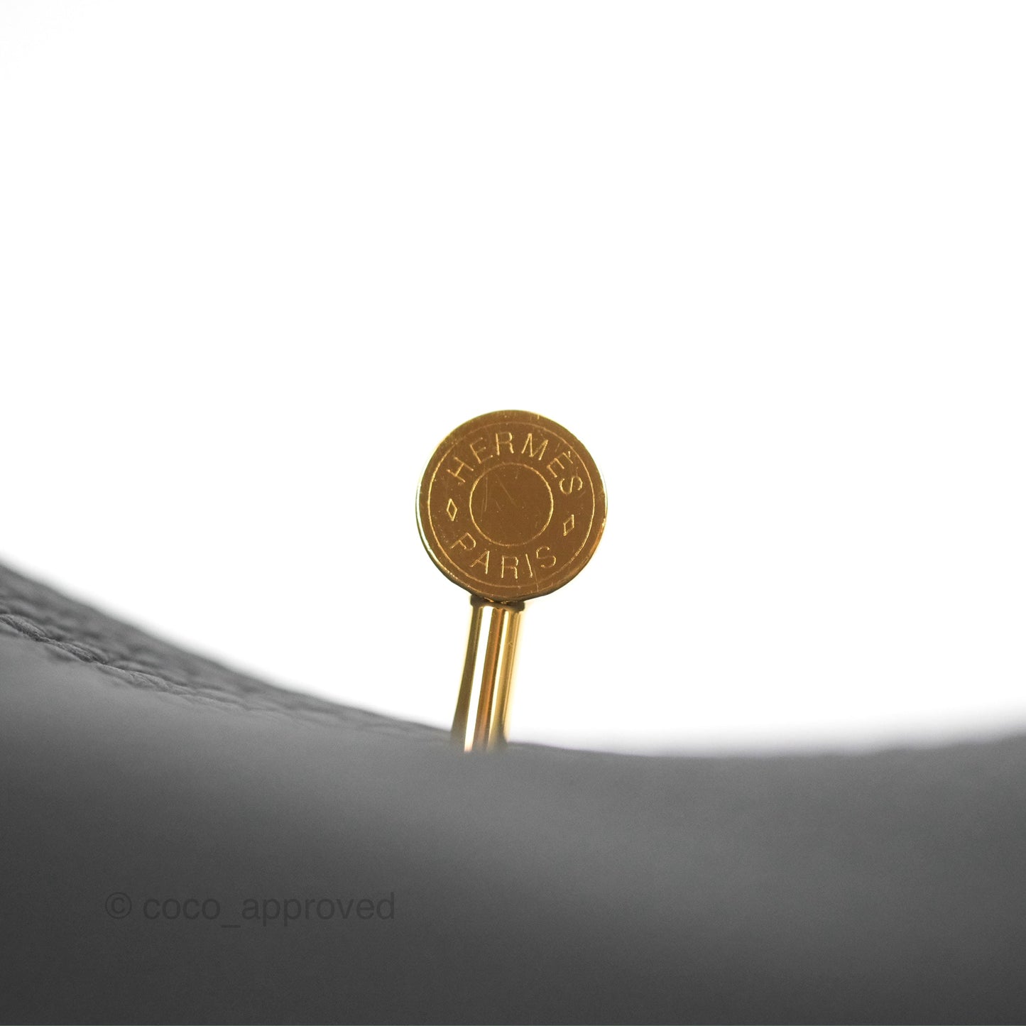 Hermès Mini Lindy 20 Black Clemence Gold Hardware