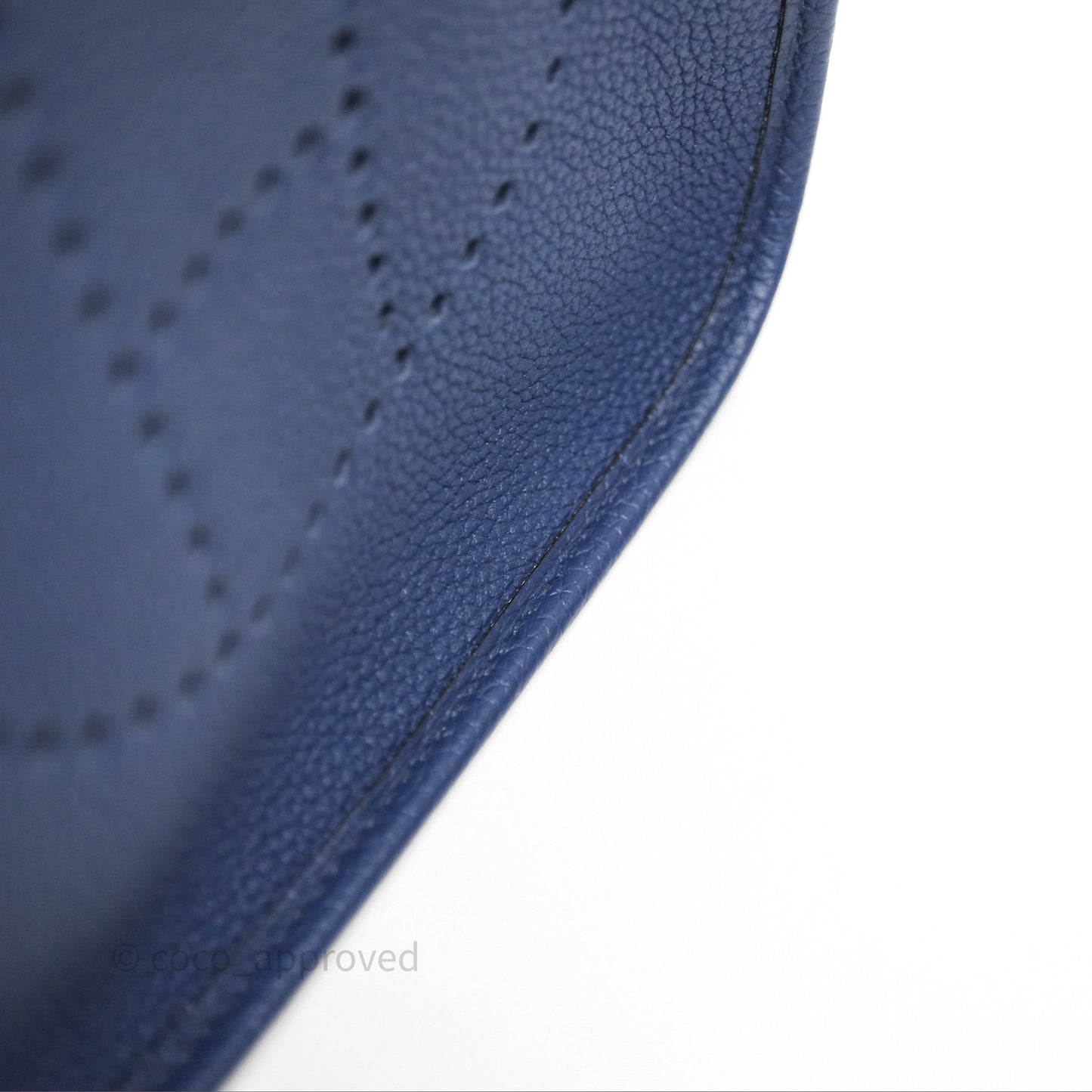 Hermès Mini Evelyne 16 Bleu Saphir 73 Taurillon Maurice Palladium Hardware