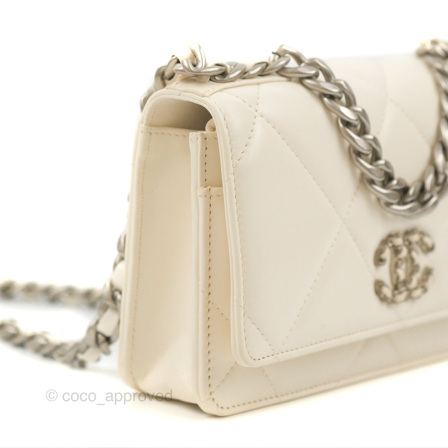Chanel 19 Wallet on Chain WOC White Mixed Hardware