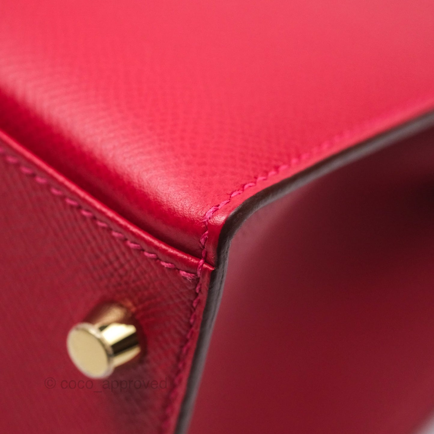 Hermès Kelly 32 Sellier Rouge Casaque Q5 Epsom Gold Hardware