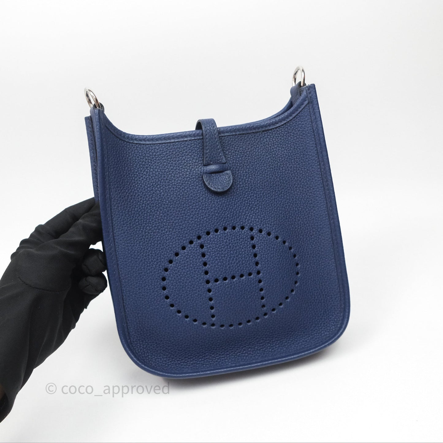 Hermès Mini Evelyne 16 Bleu Saphir 73 Taurillon Maurice Palladium Hardware