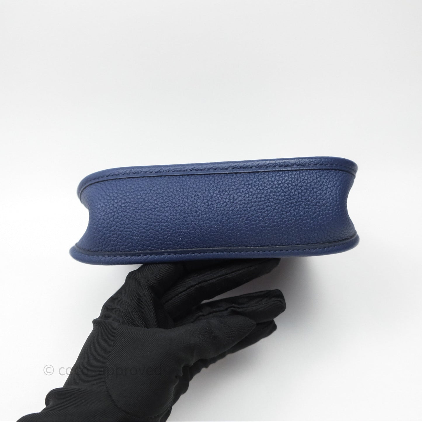 Hermès Mini Evelyne 16 Bleu Saphir 73 Taurillon Maurice Palladium Hardware