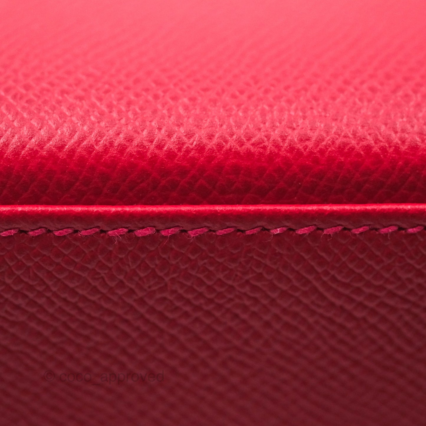 Hermès Kelly 32 Sellier Rouge Casaque Q5 Epsom Gold Hardware