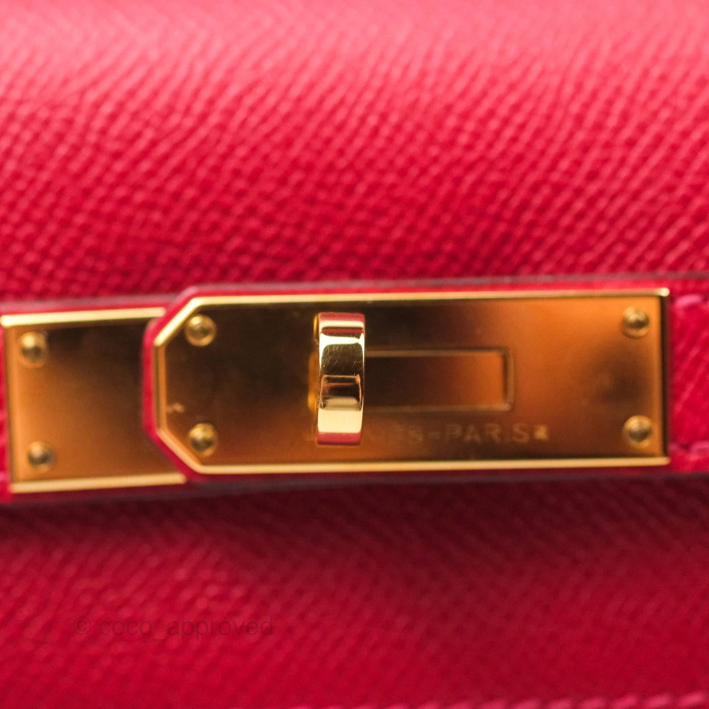 Hermès Kelly 32 Sellier Rouge Casaque Q5 Epsom Gold Hardware