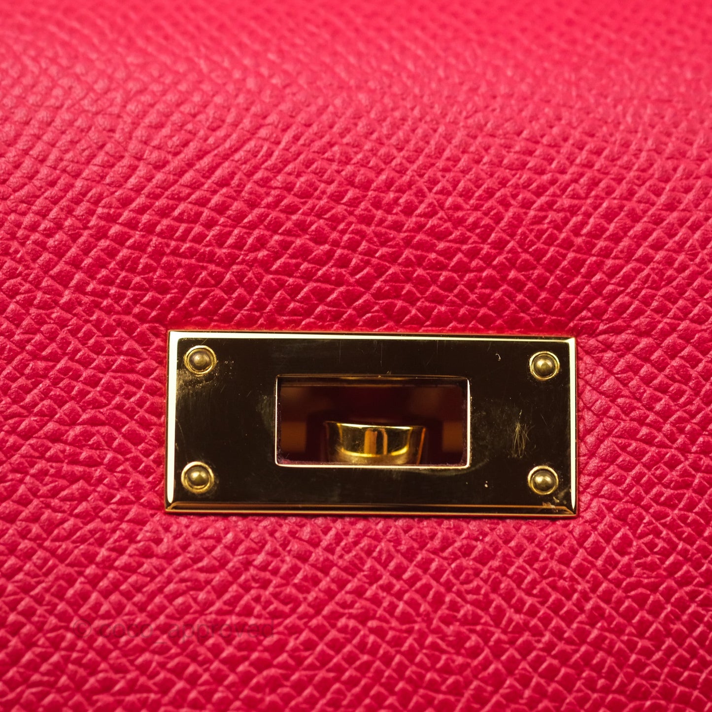 Hermès Kelly 32 Sellier Rouge Casaque Q5 Epsom Gold Hardware