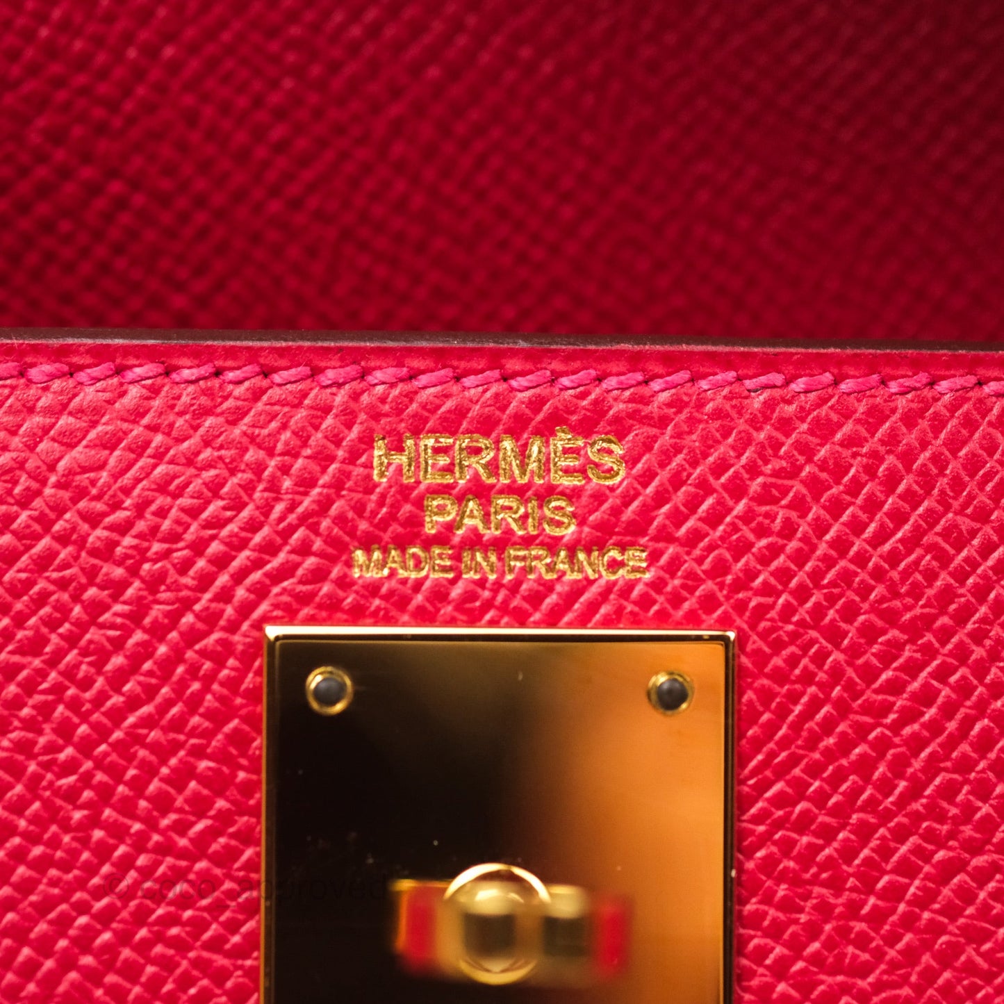 Hermès Kelly 32 Sellier Rouge Casaque Q5 Epsom Gold Hardware