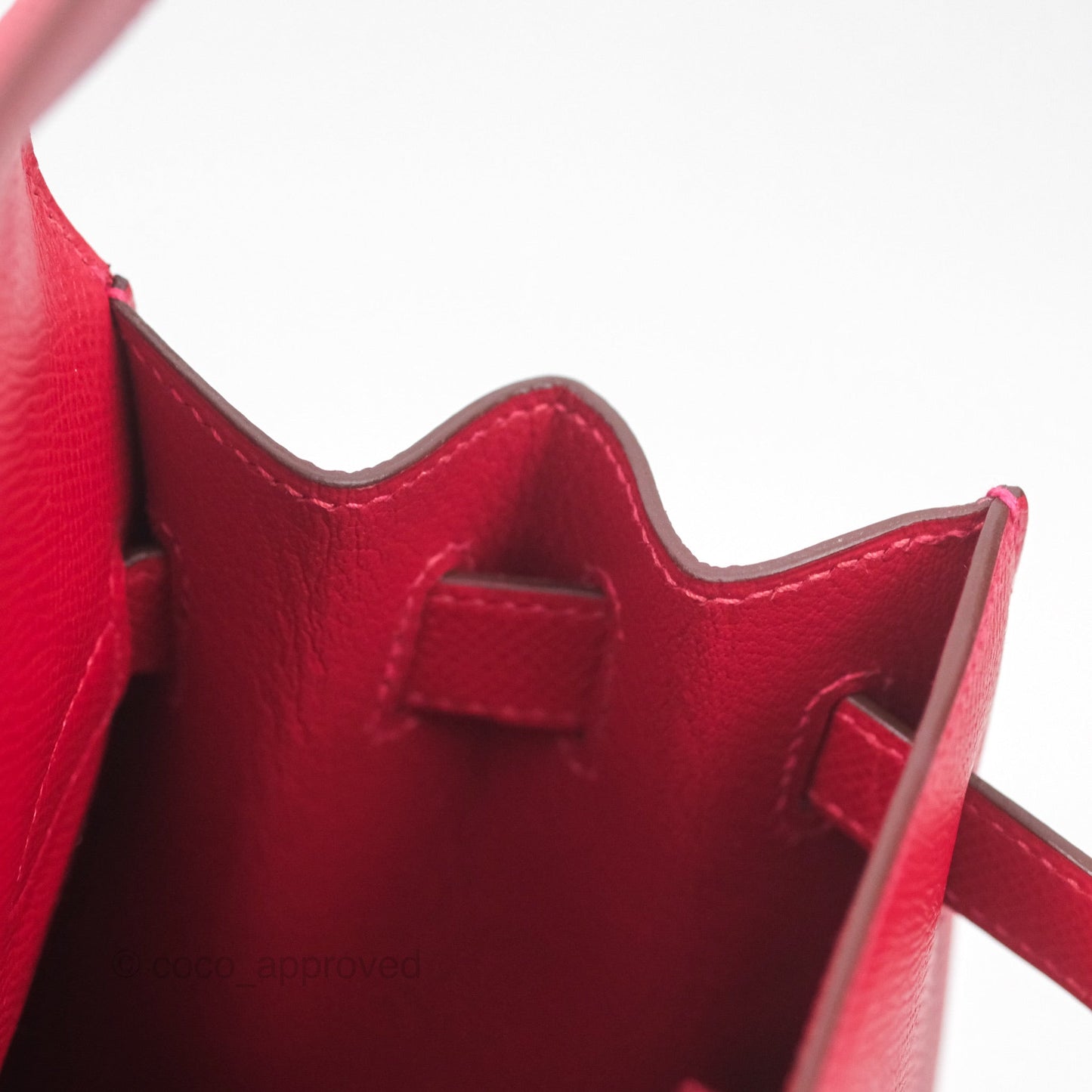 Hermès Kelly 32 Sellier Rouge Casaque Q5 Epsom Gold Hardware