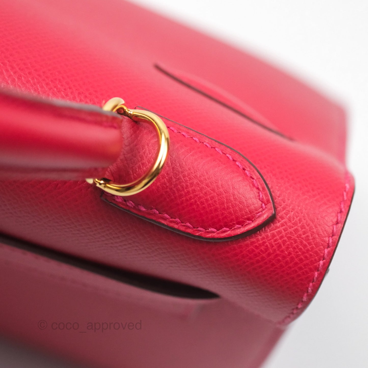 Hermès Kelly 32 Sellier Rouge Casaque Q5 Epsom Gold Hardware