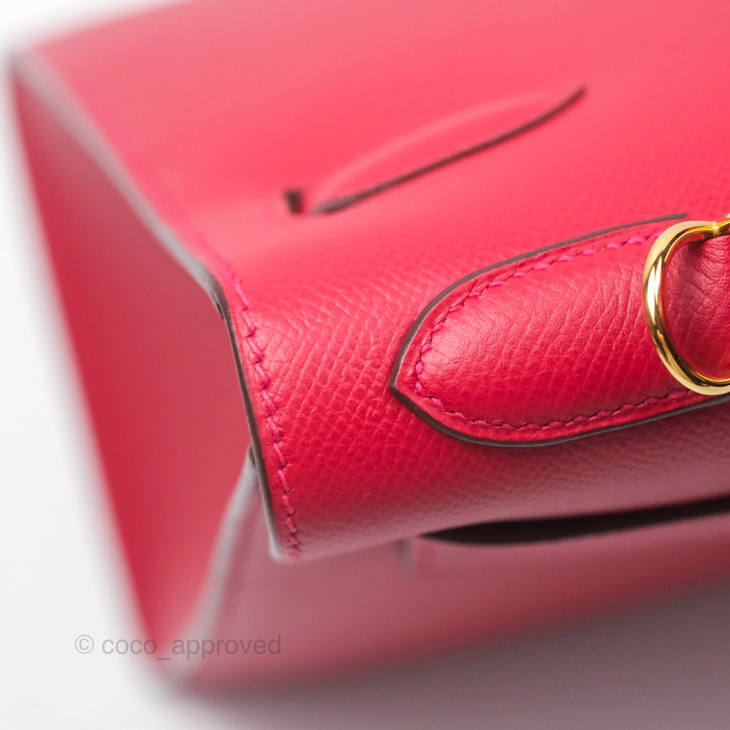 Hermès Kelly 32 Sellier Rouge Casaque Q5 Epsom Gold Hardware